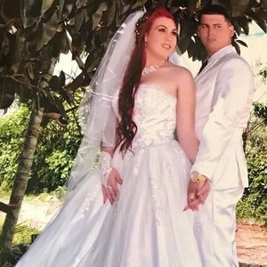 Meet your Posher, Sixto